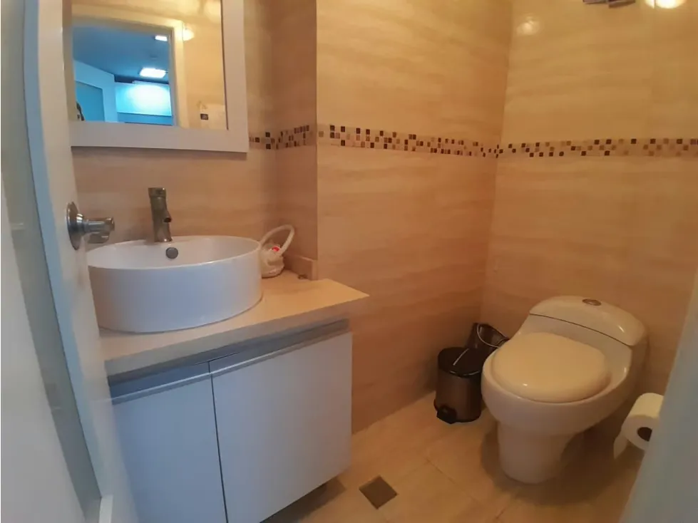 LOCAL COMERCIAL / CONSULTORIO EN ALQUILER ALTAMIRA 6M2 - 10