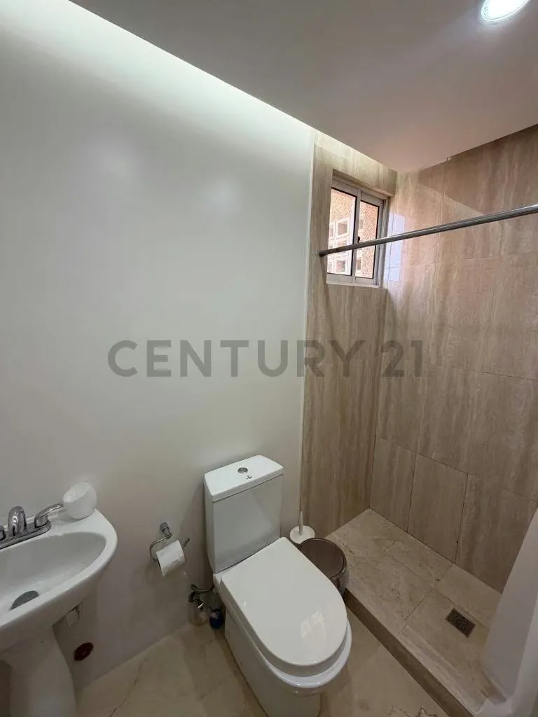apartamento en Alquiler sector Bellas Artes. Edificio Piccola Europa - 5