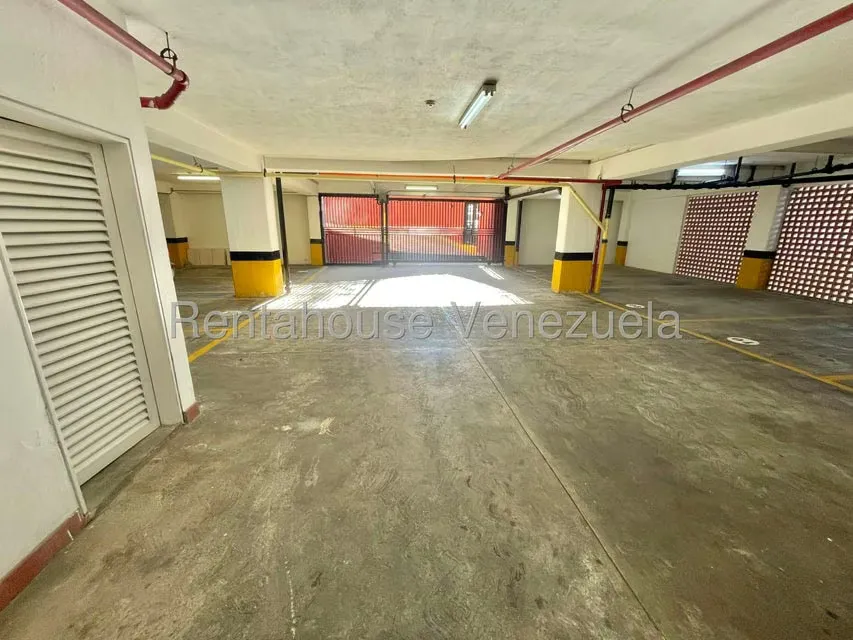 Apartamento (1 Nivel) en Venta en Alto Hatillo, Distrito Metropolitano - 34