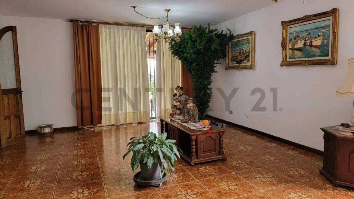 En venta Casa-Quinta en Los Naranjos del municipio el Hatillo - 13