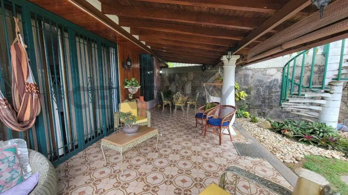 En venta Casa-Quinta en Los Naranjos del municipio el Hatillo - 18