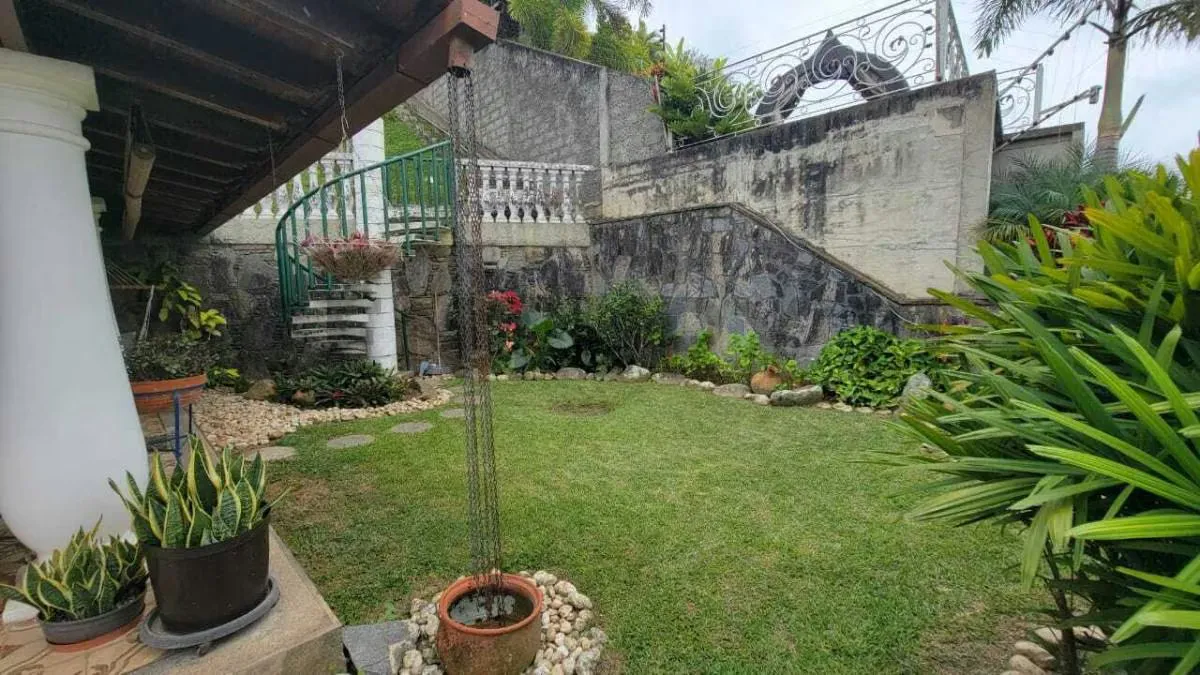 En venta Casa-Quinta en Los Naranjos del municipio el Hatillo - 6