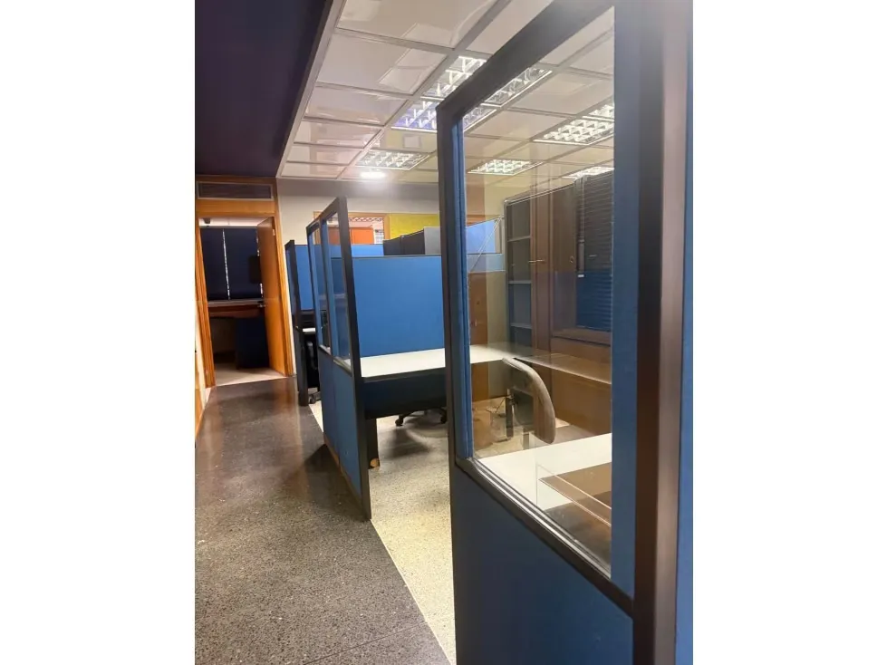 Se vende/alquila oficina 200m2 La Castellana 5873 - 17