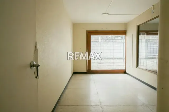 VENTA DE CASA COMERCIAL EN CHUAO, 680M - 7