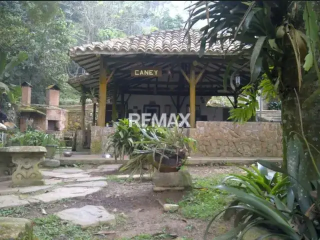 Casa en Venta en Parcelamiento Ecologico El Chupona La Entrada Naguanagua
