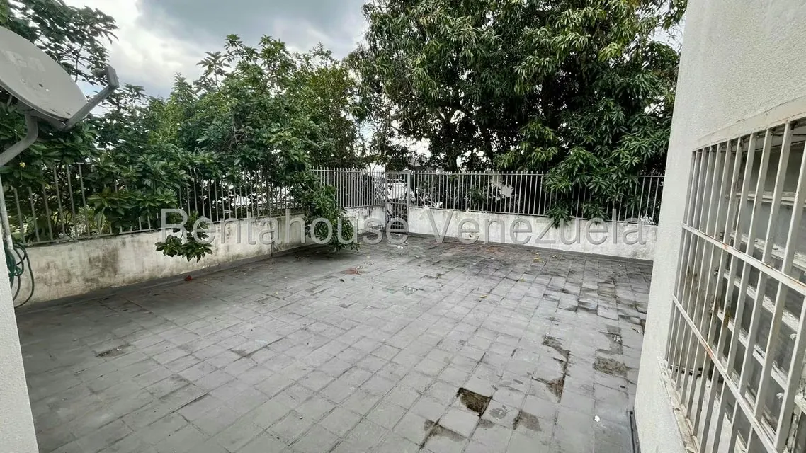 Casa (Duplex) en Venta en Alta Florida, Distrito Metropolitano - 29