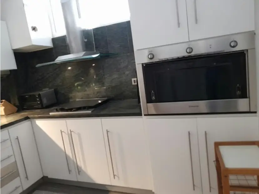 Vendo casa de 3 niveles 690m2 El Cuji-San Antonio 8170