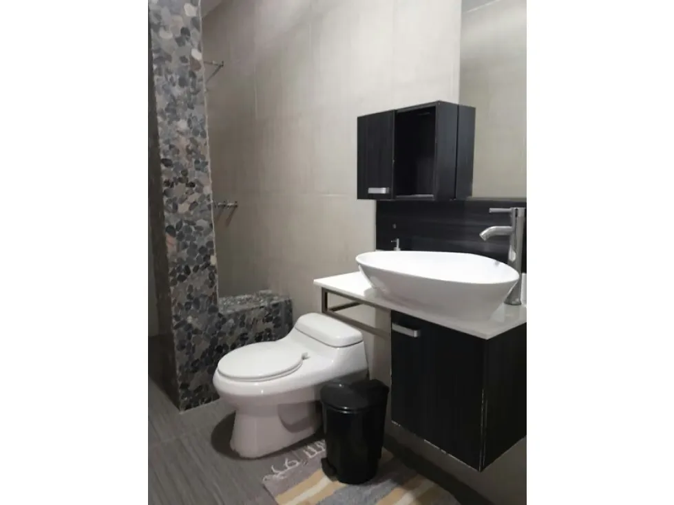 Vendo casa de 3 niveles 690m2 El Cuji-San Antonio 8170 - 14