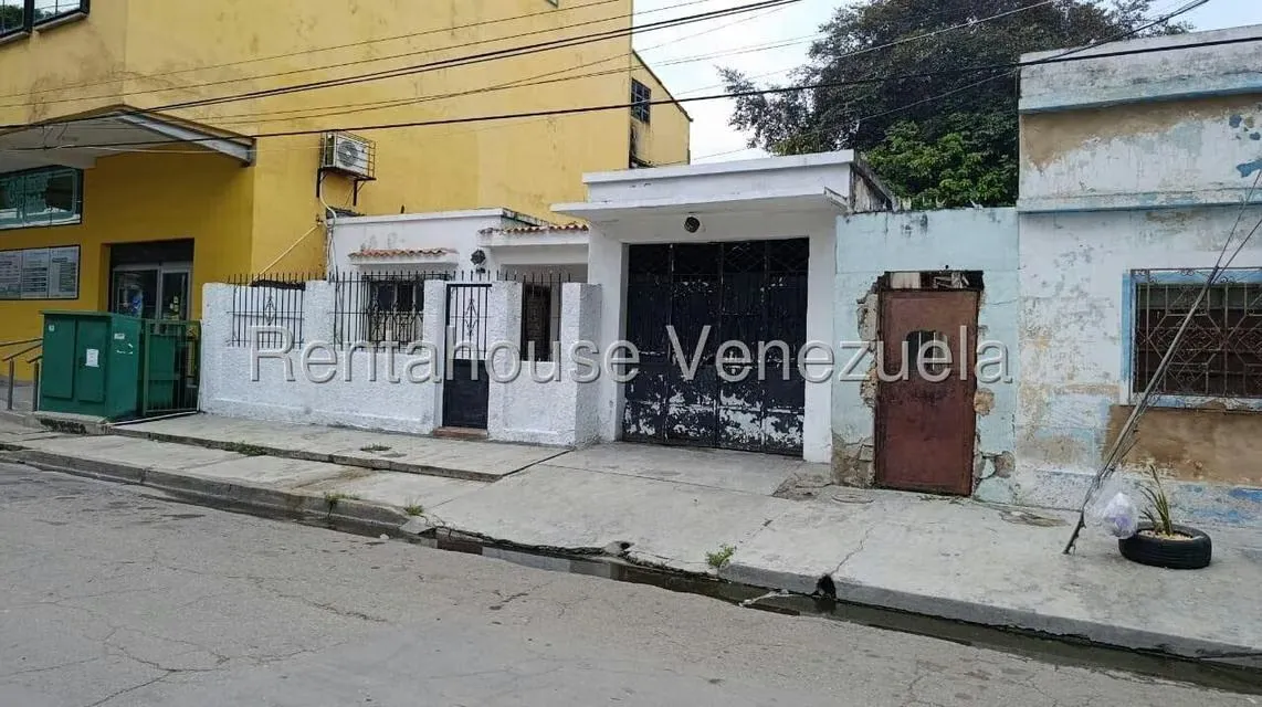 Casa (1 Nivel) en Venta en Casco Central, Carabobo - 12