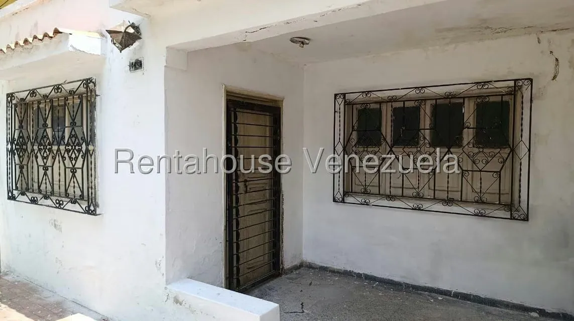 Casa (1 Nivel) en Venta en Casco Central, Carabobo - 3