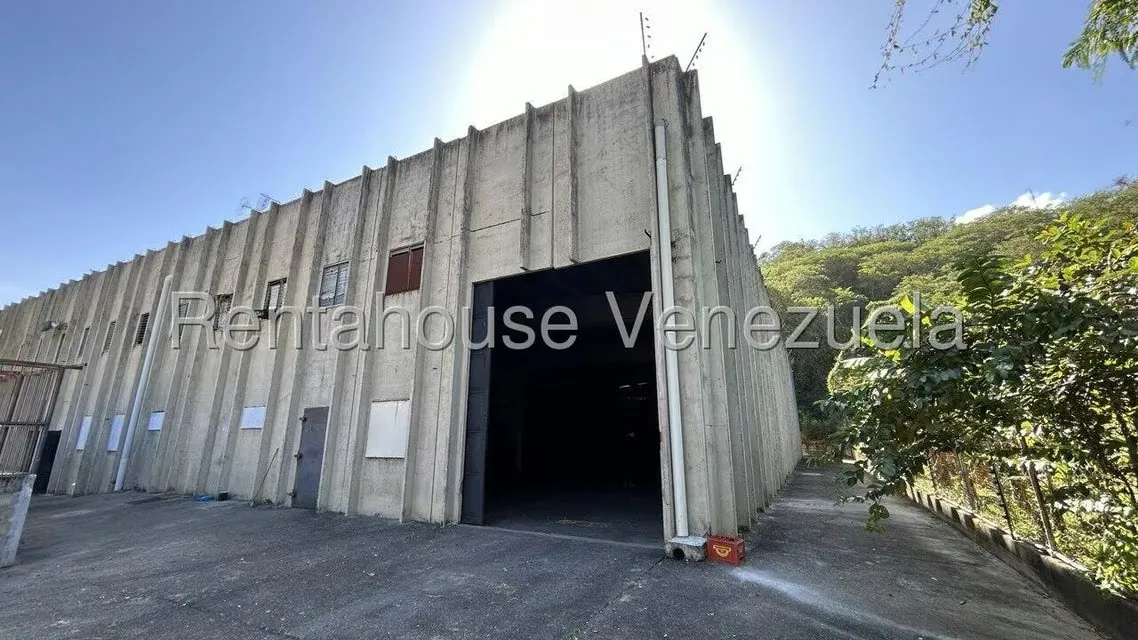 Comercial (Local Comercial) en Venta en Sector Industrial Cloris, Miranda - 5
