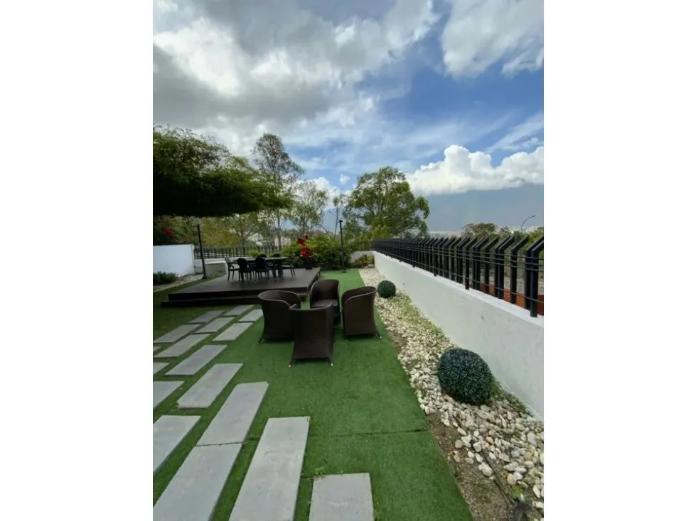 Vendo/Alquilo PB 330m2 3h+s/3.5b+s/3pe Colinas de Valle Arriba 0774 - 2