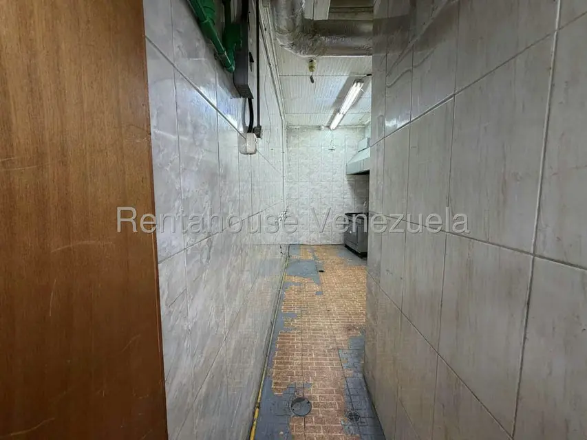 Local Comercial en Alquiler en Chacao, Distrito Metropolitano - 11