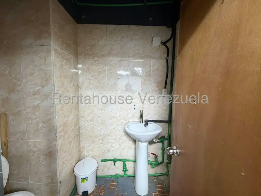 Local Comercial en Alquiler en Chacao, Distrito Metropolitano - 12