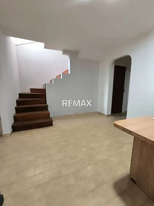 VENTA DE APARTOQUINTA PARA ACTUALIZAR URB. EL PARRAL - 14