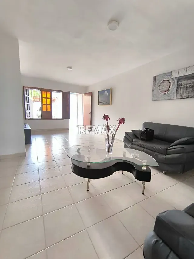 VENTA DE APARTOQUINTA PARA ACTUALIZAR URB. EL PARRAL - 20
