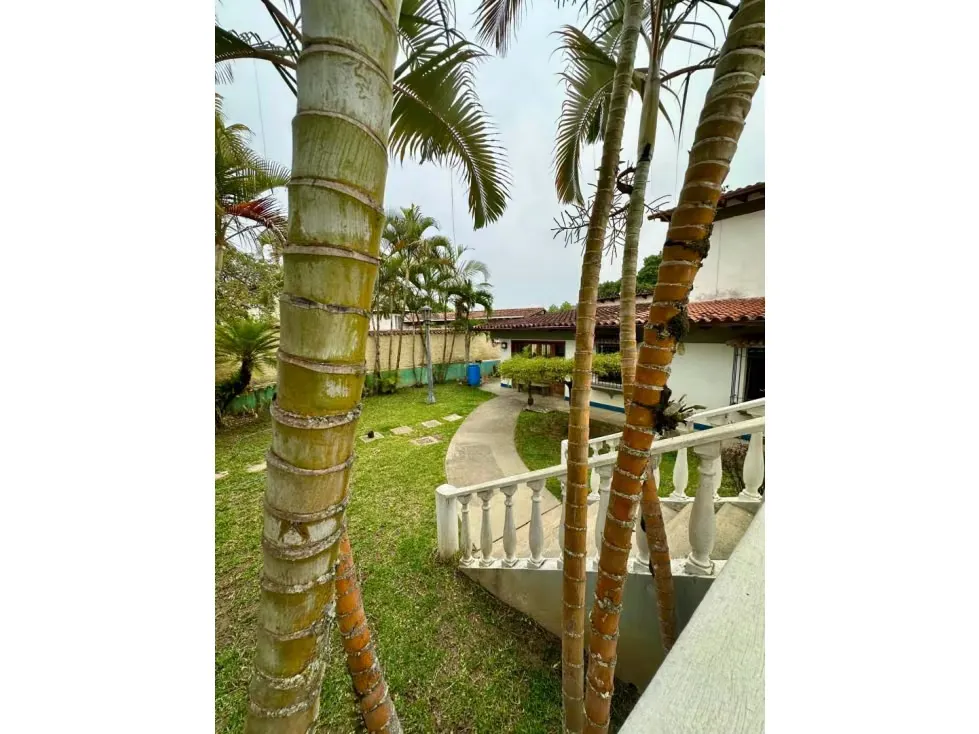 Vendo casa calle cerrada 415m2 La Lagunita 7486 - 18