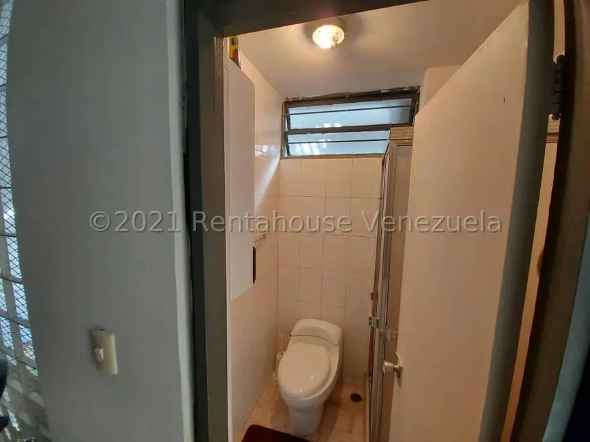 Casa (Duplex) en Venta en Colinas de Bello Monte, Distrito Metropolitano - 41