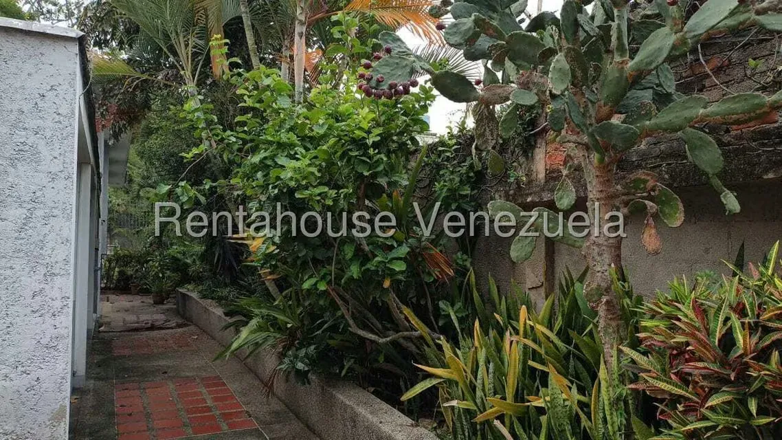 Casa (Duplex) en Venta en Colinas de Bello Monte, Distrito Metropolitano - 55