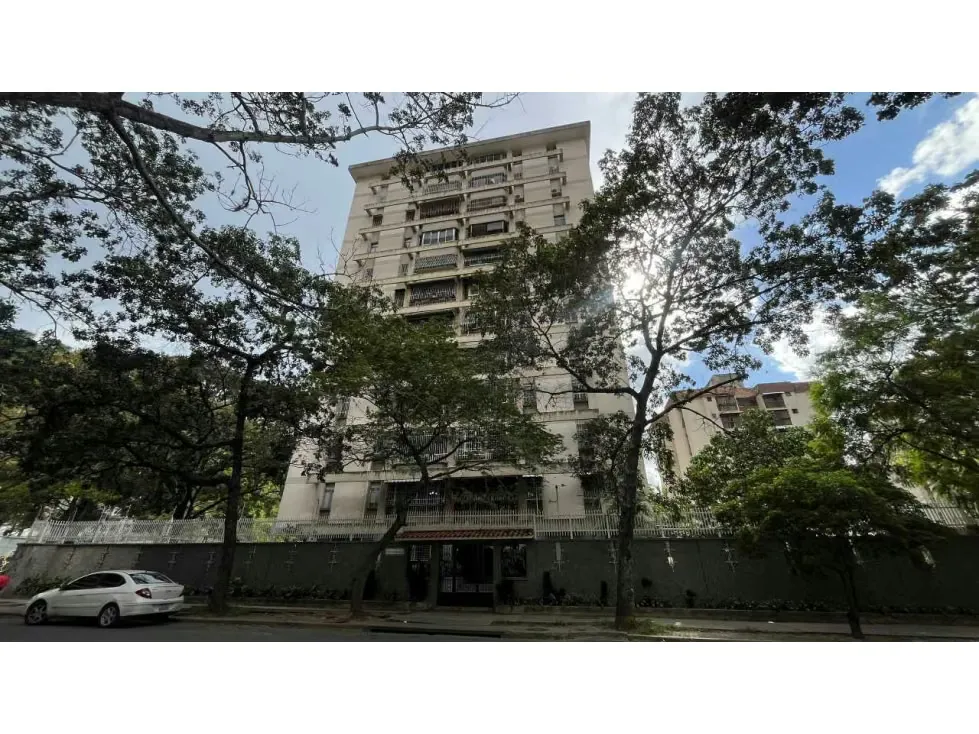 Se vende apartamento 125m2 Montalban II 9542