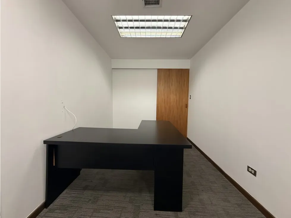 Alquilo oficina 160m2 Centro Profesional Eurobuilding 6714 - 2