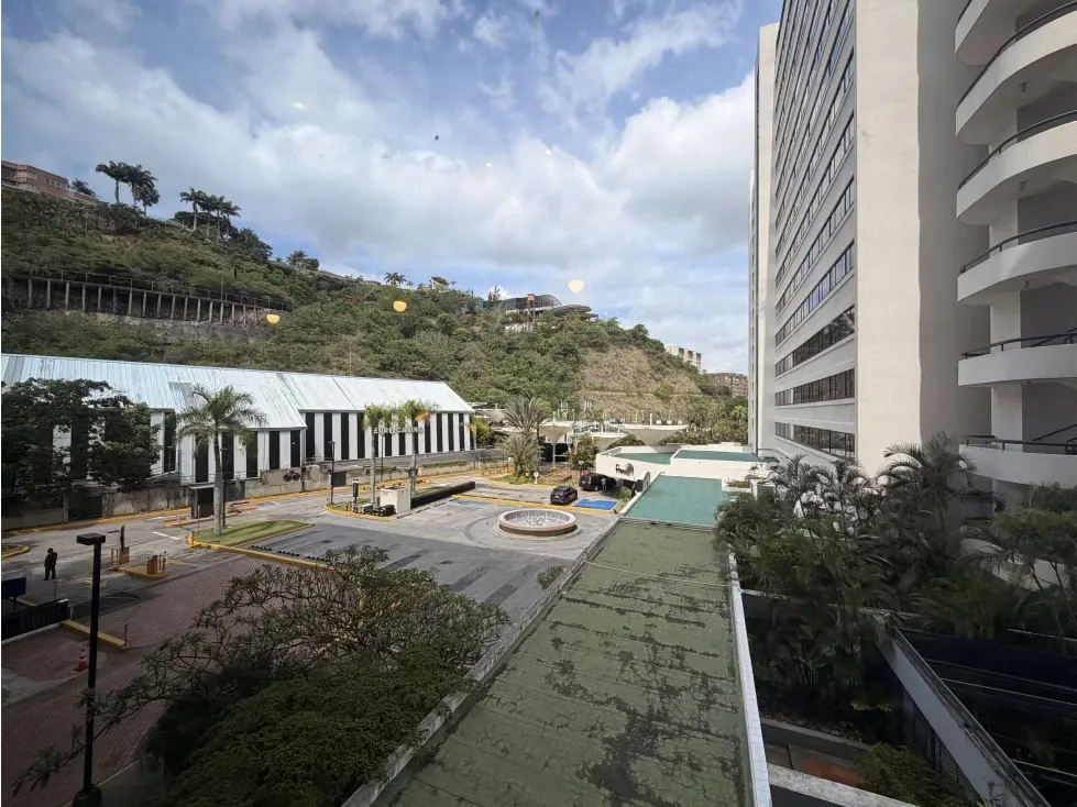 Alquilo oficina 160m2 Centro Profesional Eurobuilding 6714 - 6