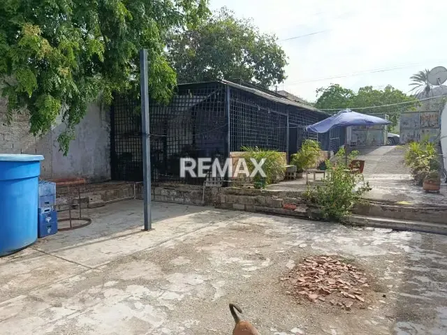 OPORTUNIDAD DE INVERSION CON UNA UBICACION EXCLUSIVA - 10