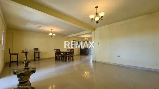 CASA CON UBICACIÓN ESTRATÉGICA EN CUMANÁ. - 3