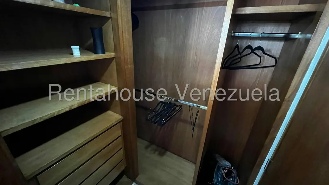 Apartamento (Planta Baja) en Venta en Las Mercedes, Distrito Metropolitano - 17