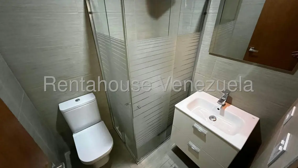 Apartamento (Planta Baja) en Venta en Las Mercedes, Distrito Metropolitano - 23