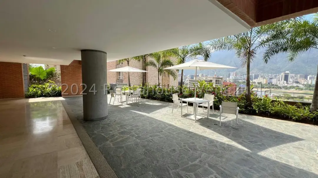 Apartamento (Planta Baja) en Venta en Las Mercedes, Distrito Metropolitano - 26