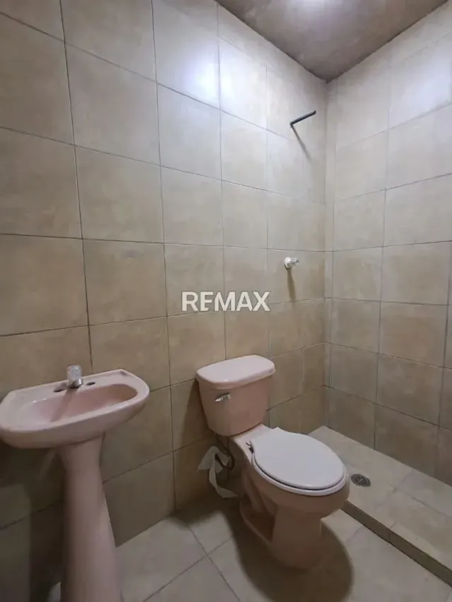 Casa Comercial en Venta Guacara Centro Carabobo - 7