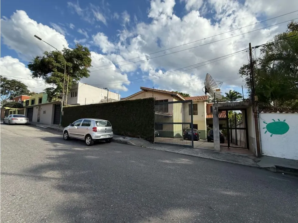 Quinta en venta 440m2 4H+S/5.5B/6P Los Palos Grandes