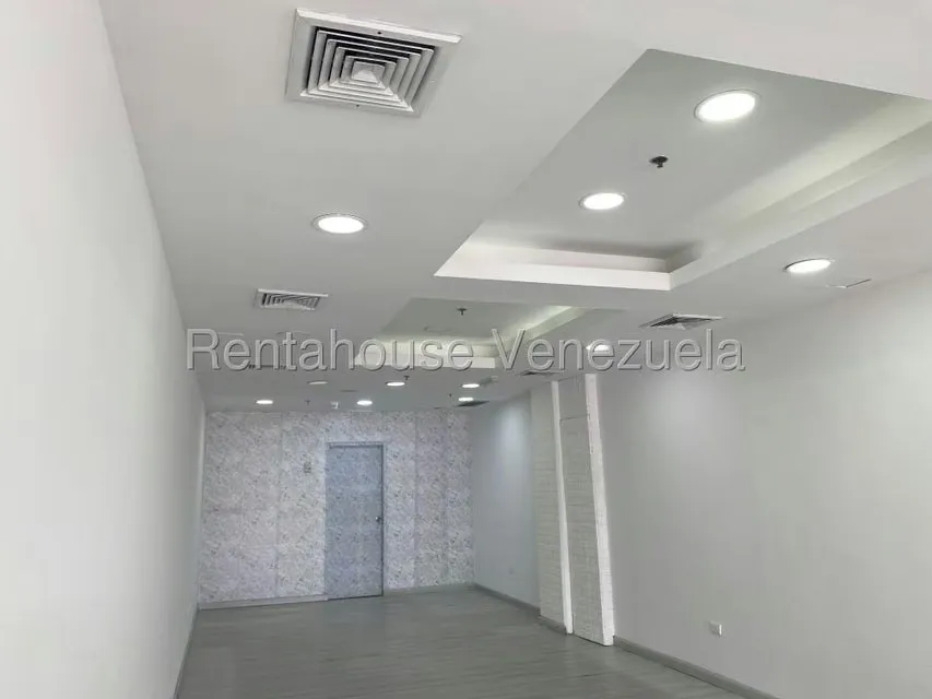 Local Comercial en Alquiler en La Granja, Carabobo - 12