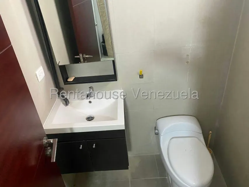 Local Comercial en Alquiler en La Granja, Carabobo - 5