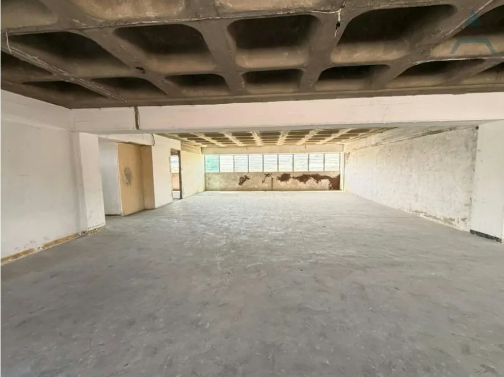 Se alquila Local Comercial 300m² Guaicay - 5