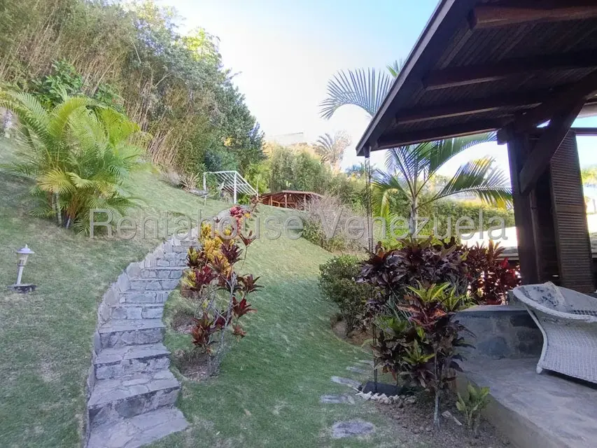 Casa (Duplex) en Venta en La Lagunita Country Club, Distrito Metropolitano - 52