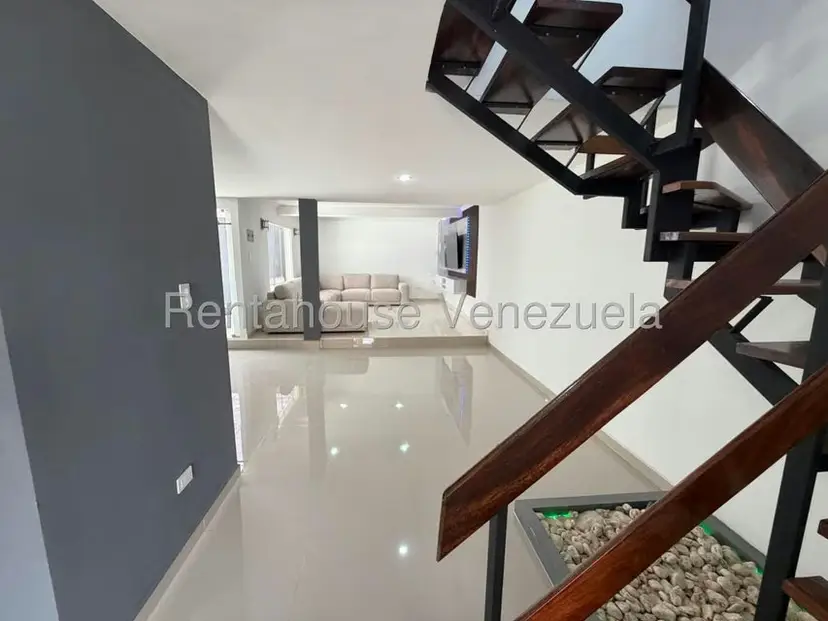 Casa (Duplex) en Alquiler en Casa de Campo, Portuguesa