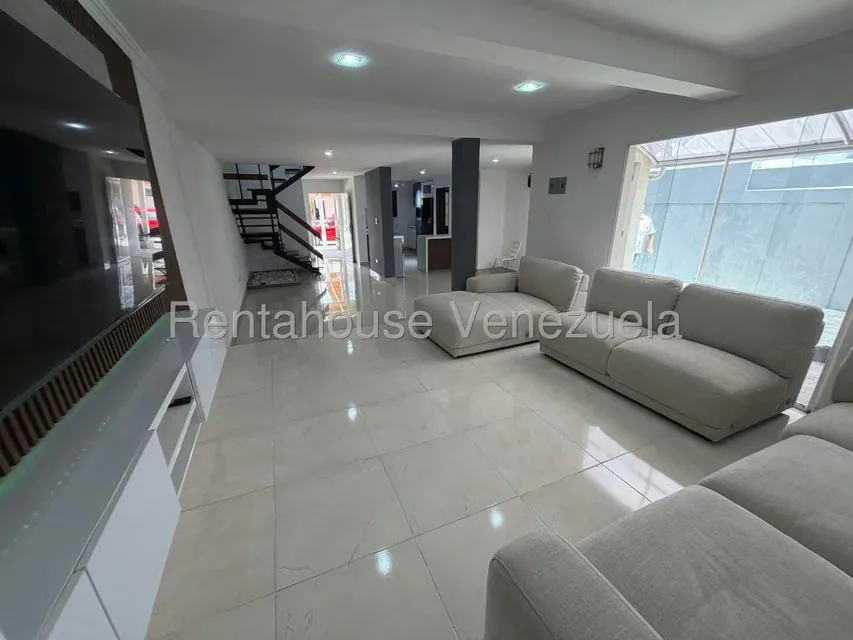 Casa (Duplex) en Alquiler en Casa de Campo, Portuguesa - 9