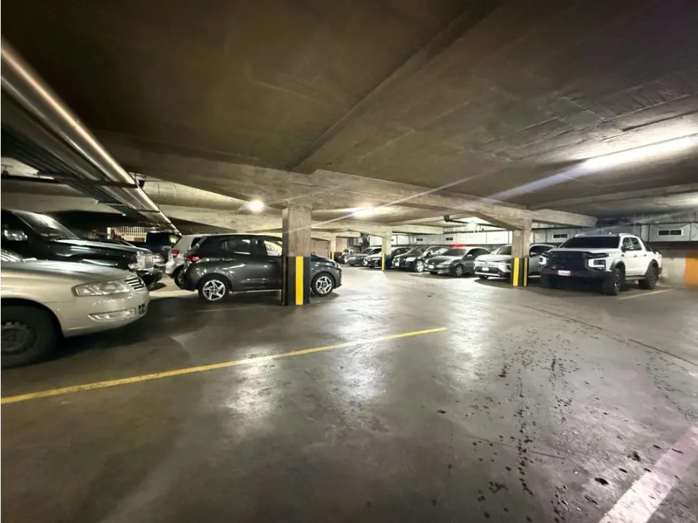 ESTACIONAMIENTO EN VENTA LOS DOS CAMINOS 2000m2 - 16