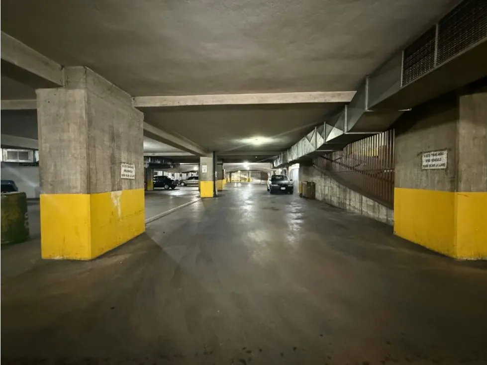 ESTACIONAMIENTO EN VENTA LOS DOS CAMINOS 2000m2 - 22