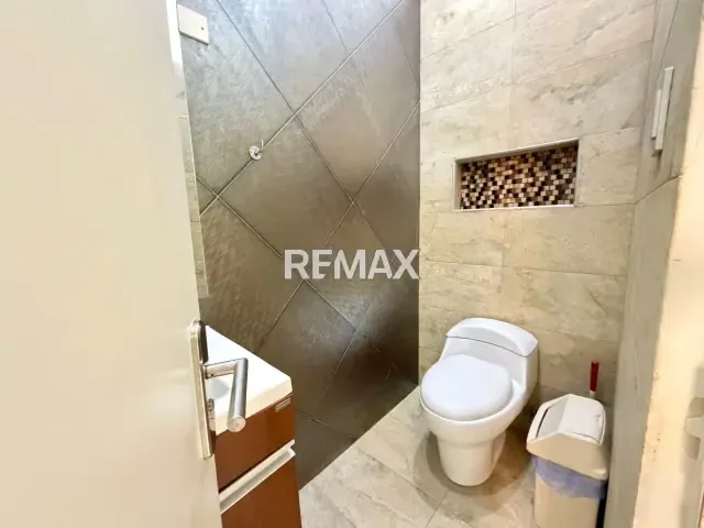 CASA MODERNA EN VENTA, URBANIZACION CUMBRES DE TIPURO, MATURIN - 9