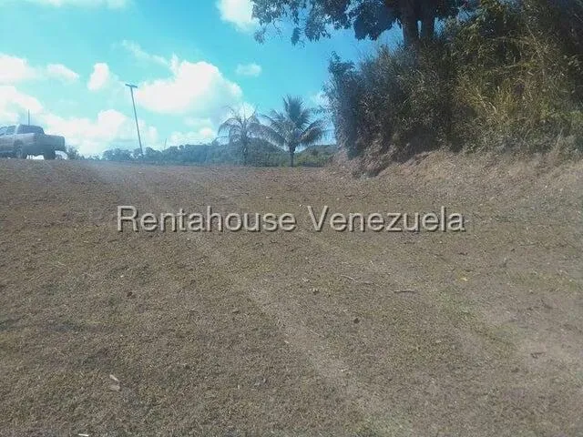 Terreno (Comercial) en Venta en Gavilan, Distrito Metropolitano - 9