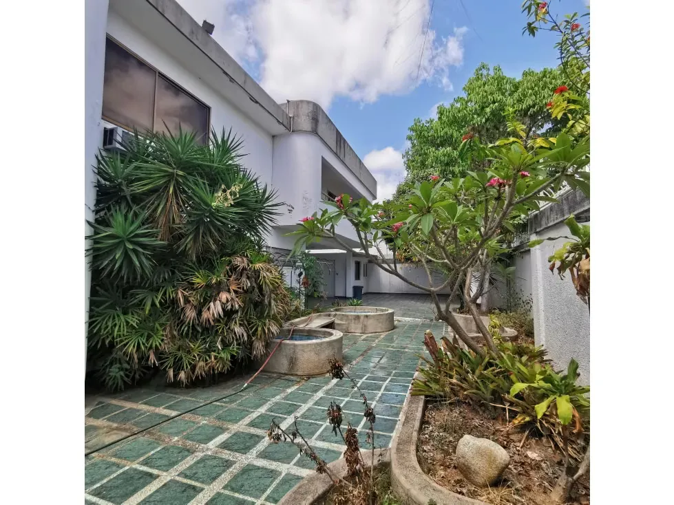 Vendo casa CUMBRES DE CURUMO $780.000 para actualizar - 2