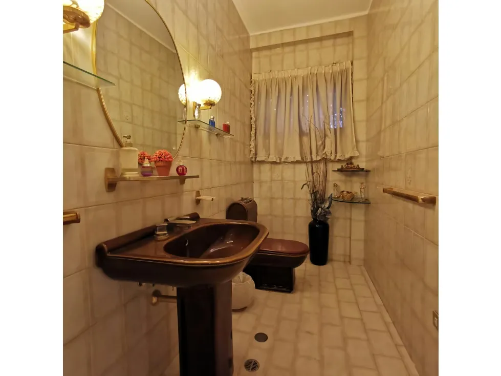 Vendo casa CUMBRES DE CURUMO $780.000 para actualizar - 11