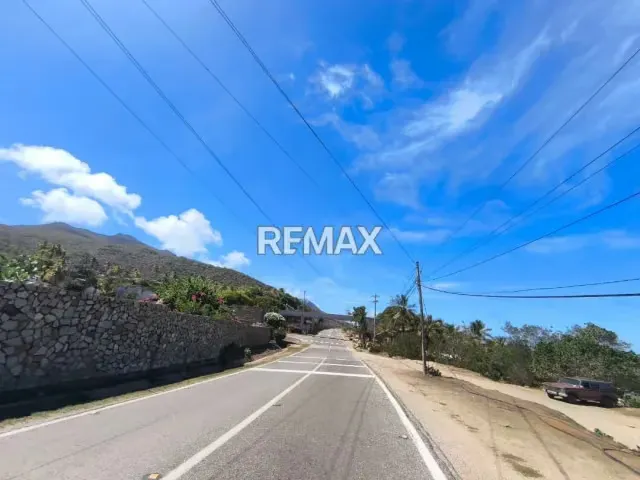 ESTRATEGICO Y CON GRAN POTENCIAL TERRENO EN VENTA EN GUACUCO ISLA DE MARGARITA - 3