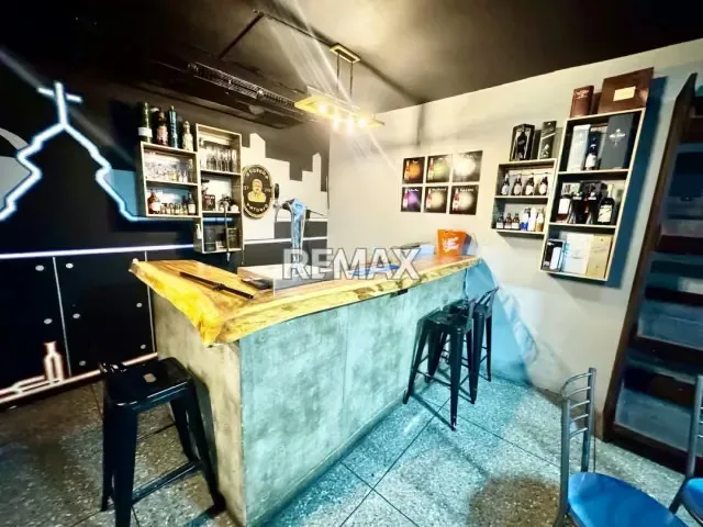 LOCAL COMERCIAL BAR RESTAURANT EN EL ESTE - 9