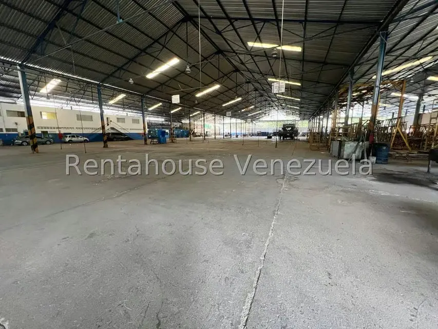 Industrial en Venta en Zona Industrial, Aragua - 46