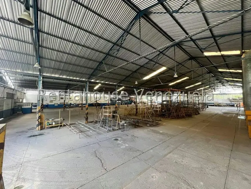 Industrial en Venta en Zona Industrial, Aragua - 55