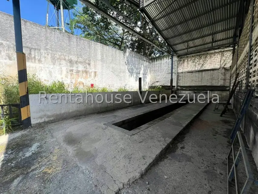 Industrial en Venta en Zona Industrial, Aragua - 57